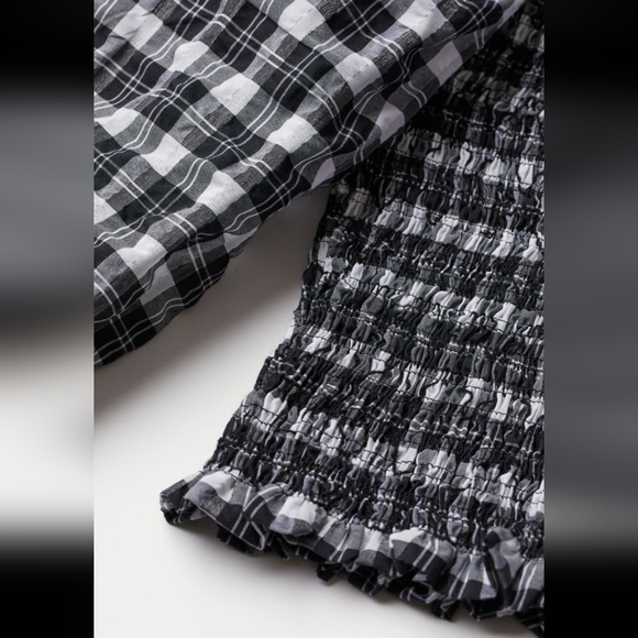 H&M smocked blouse - Picture 6 of 6